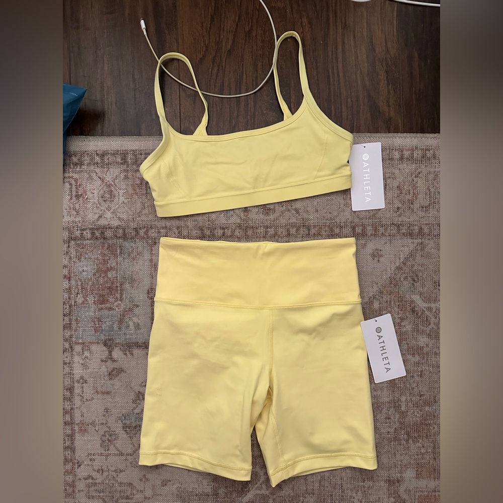 NWT Small Athleta Butter Yellow Set